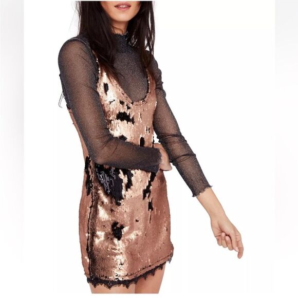 Free People Seeing Double Sequin Slip Dress in Black and Rose Gold S NWOT - Picture 2 of 11